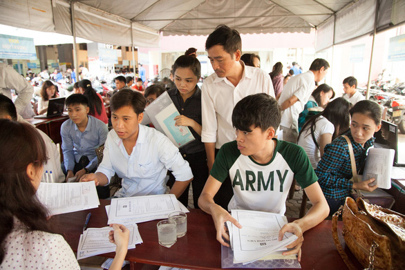 Nhiều thí sinh xét tuyển học bạ vào Đại học Duy Tân 2019